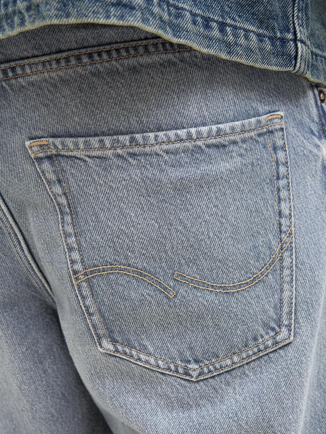 model_shot-detail
